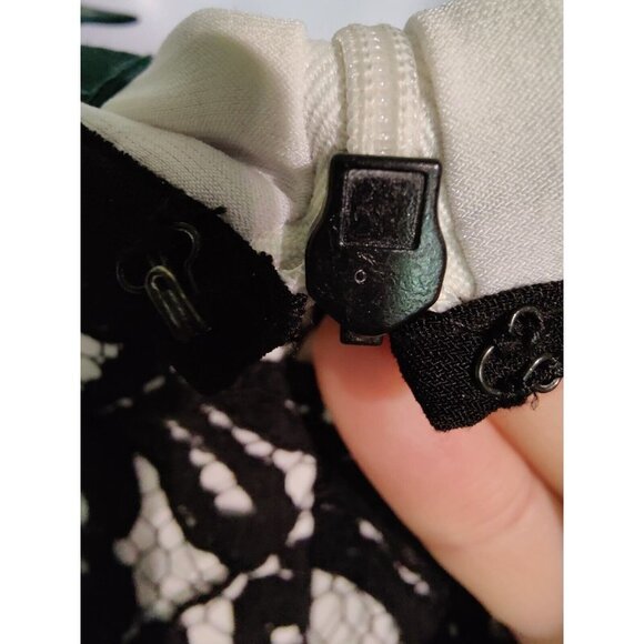 Lauren Ralph Lauren Ivory & Black Lace Bodycon Knee-Length Short Sleeve Dress 4 - Picture 6 of 11